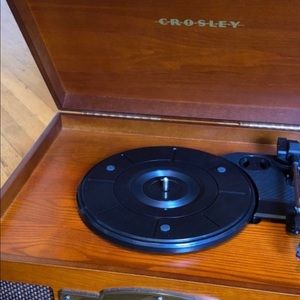 Crosley Troubadour turn table - like new condition